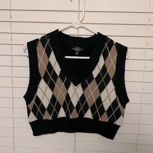 Wemons size small “Say What” knitter crop top